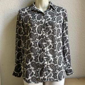 BANANA REPUBLIC Button Down Shirt with Black/Grey Paisleys